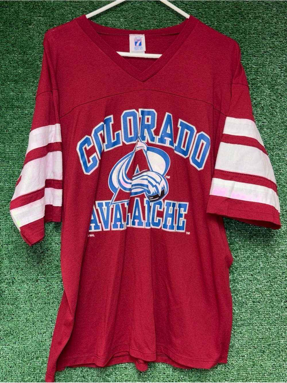 Colorado Avalanche Vintage 90s DISTRESSED Shirt XL NHL Stanley Cup
